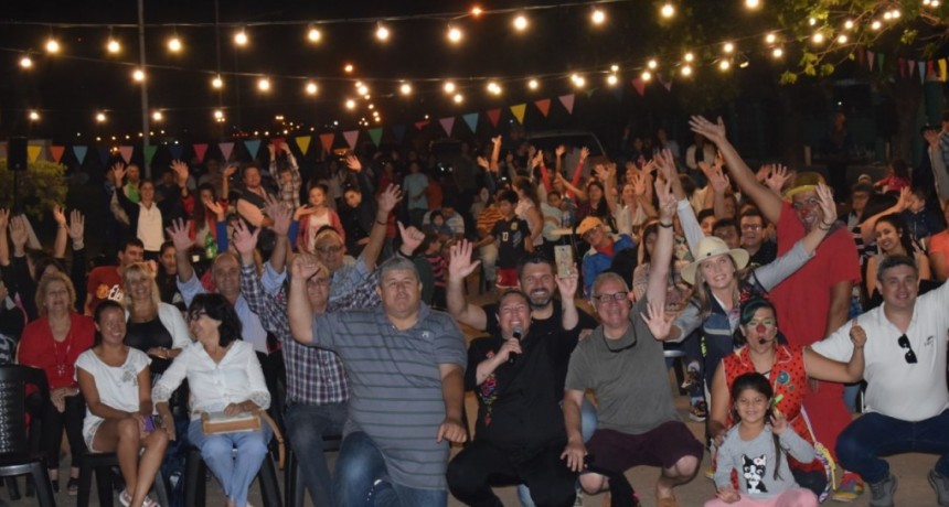 LAS FAMILIAS DE FEDERAL DISFRUTARON DE LA VISITA DEL CAMIÓN ESCENARIO VIAJERO 