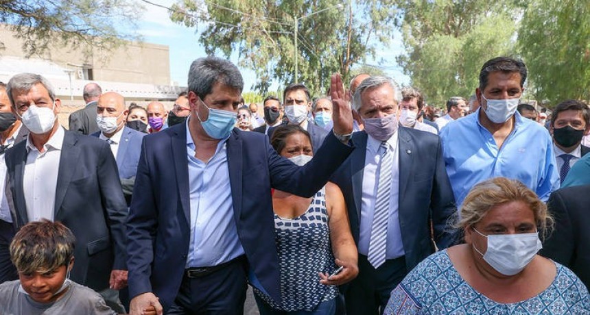En San Juan, el presidente anunció la reconstrucción de todas las viviendas afectadas por el terremoto