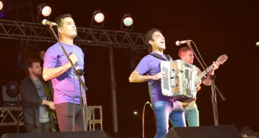 INAUGURACIÓN DE LA 4° PEÑA DEL FESTIVAL NACIONAL DEL CHAMAMÉ 