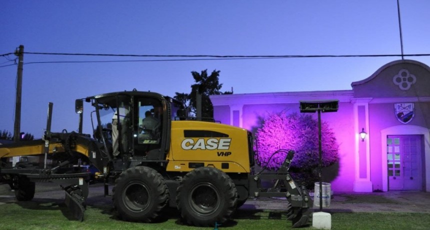 MAQUINARIA VIAL EL PARQUE AUTOMOTOR MUNICIPAL SIGUE INCORPORANDO