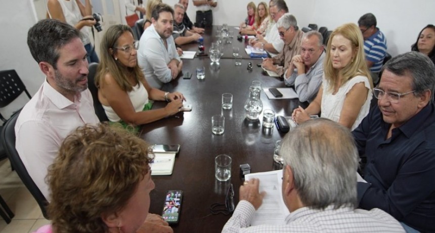 Gobierno y docentes llegaron a un acuerdo salarial