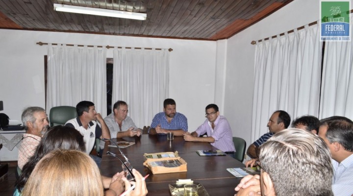 EL INTENDENTE CHAPINO ESTUVO EN LA REUNIÓN POR EMERGENCIA HÍDRICA