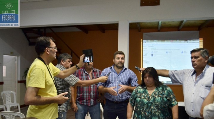 EL PRESIDENTE MUNICIPAL PARTICIPÓ DE LA 1ª ASAMBLEA DE VECINOS AUTOCONVOCADOS 