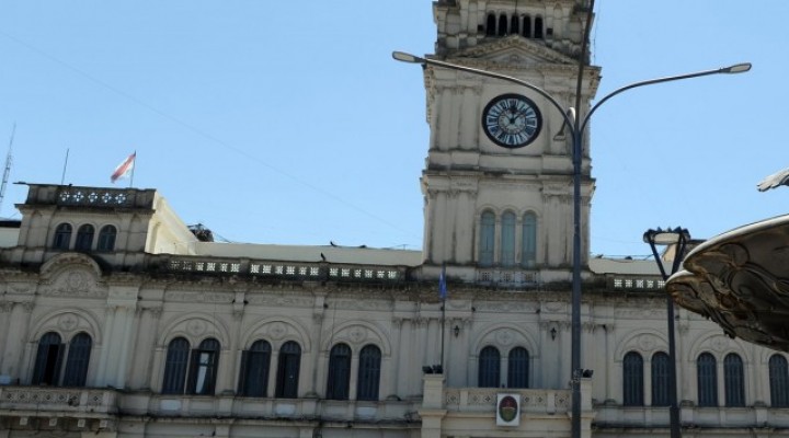 El gobierno provincial logró revertir la tendencia del incremento de la planta de la administración pública
