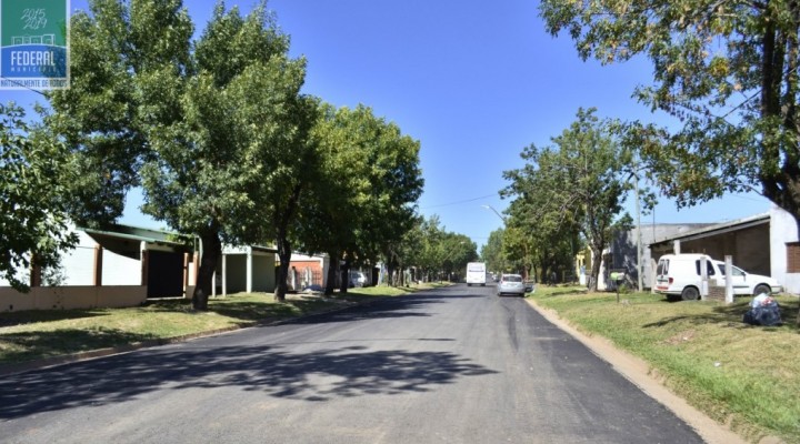 CALLE SANTA ROSA CUENTA CON NUEVO ASFALTO 