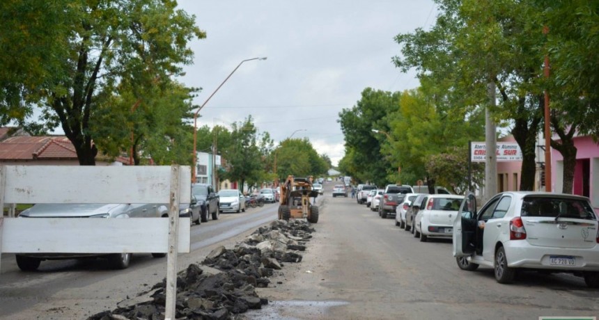 TRABAJOS DE REEMPLAZO DE CAÑERÍAS DE CLOACA EN AVENIDA BELGRANO 