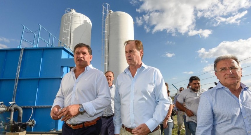 Bordet inauguró una nueva planta de agua potable