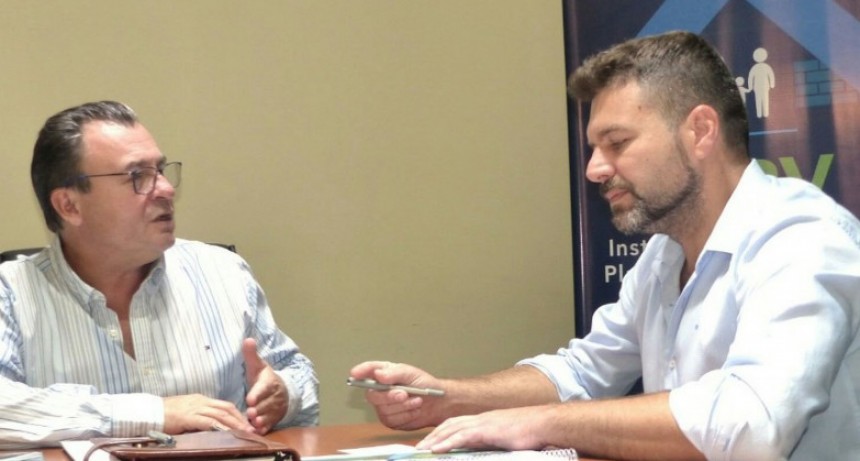 Evaluaron la política habitacional para Federal y San Salvador