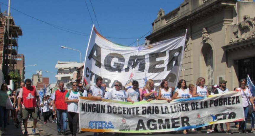 El paro docente culminó con una masiva marcha: “Vamos a dar todas las peleas”