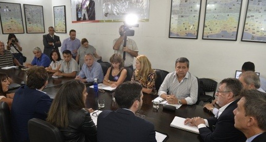 Los gremios docentes disconformes con los resultados de la paritaria 