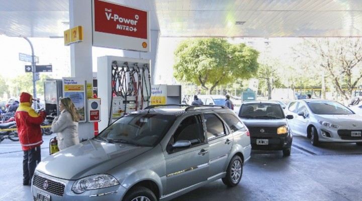 Aumentaron otra vez los precios de las naftas