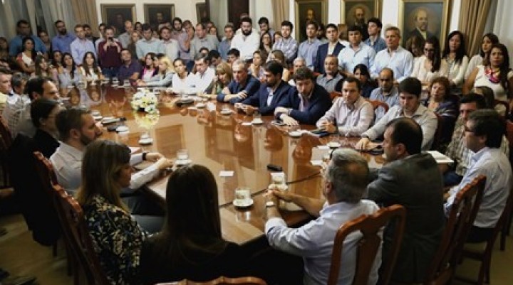 Kueider reunió a los funcionarios de gobierno para potenciar las políticas públicas 