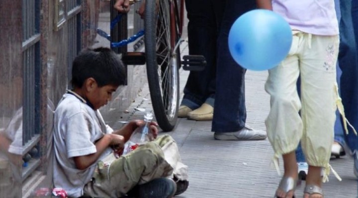 Casi ocho millones de niños, niñas y adolescentes son pobres en Argentina
