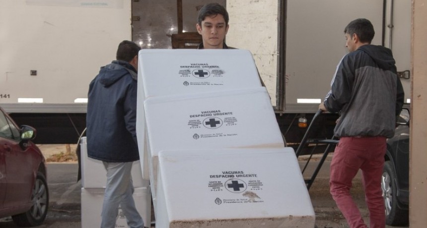 Llegaron las primeras dosis de antigripal y empiezan a distribuirlas en vacunatorios de toda la provincia - EL MARTES 23 EN FEDERAL