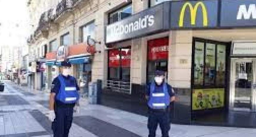 Policía y Servicio Penitenciario recibirán “estímulo excepcional” por funciones durante la pandemia 