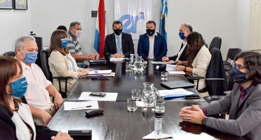 ATE y UPCN declararon “insuficiente” al ofrecimiento salarial de Provincia