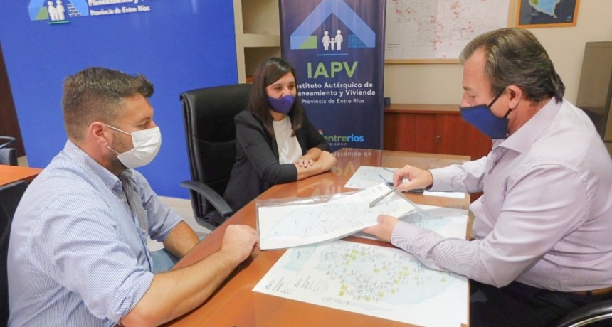 Gestionan nuevas viviendas para La Paz y Federal