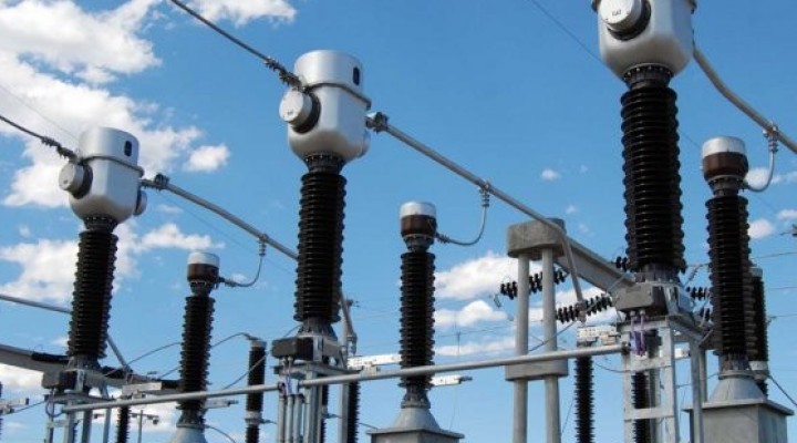 Rebajan a la mitad un impuesto a la luz en Entre Ríos