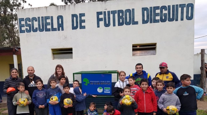 NUEVA ENTREGA DEL PROGRAMA MUNICIPAL “MI CLUB RECICLA” 