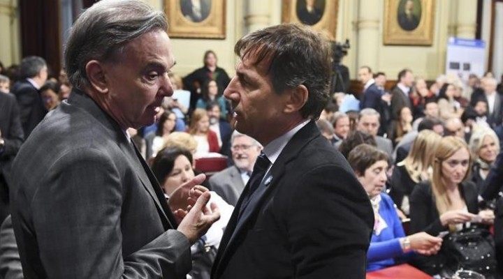 Pese a los esfuerzos del oficialismo, proyecto para poner tope a tarifas obtuvo dictamen en el Senado