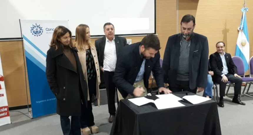 FEDERAL FIRMÓ UNA CARTA DE ADHESIÓN A LA TEMÁTICA DEL CONSUMO PROBLEMÁTICO DE DROGAS 