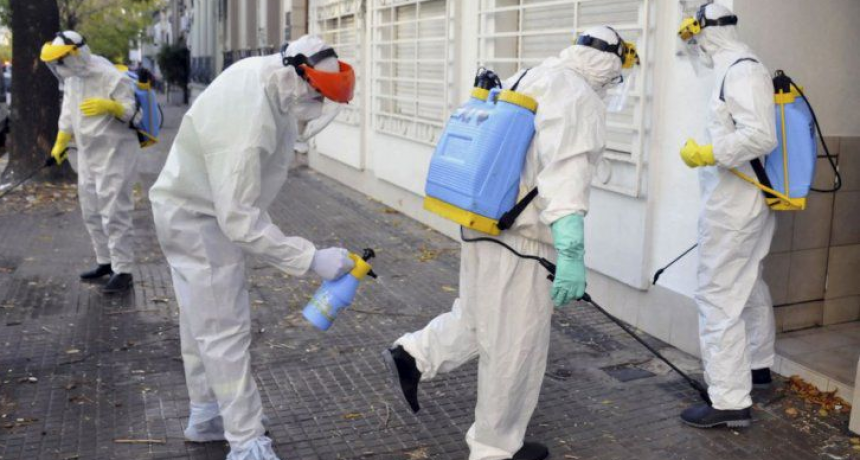 Con nuevo récord diario de 316 casos, ya suman 6.879 los infectados en todo el país