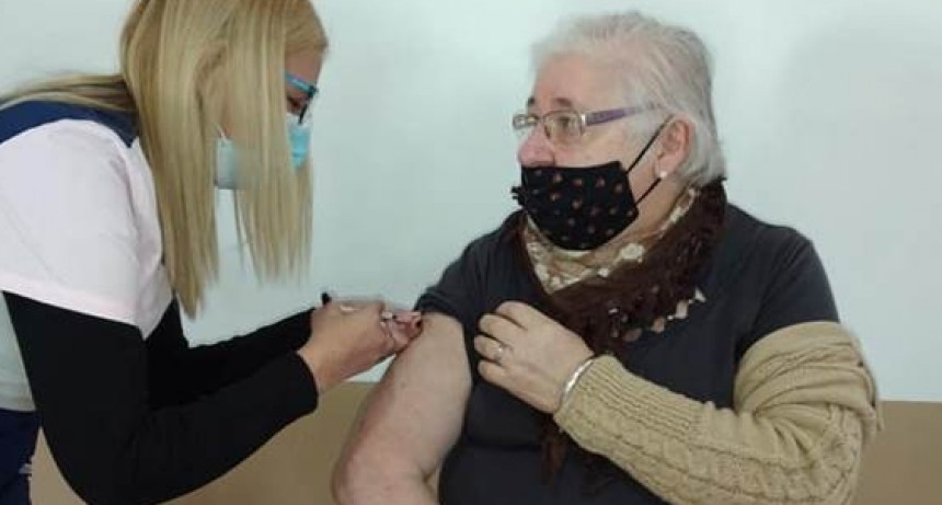 ATENCIÓN DIABÉTICOS Y OBESIDAD 2: ESTE JUEVES 13/05 SE REALIZARÁ EN EL CENTRO CÍVICO UNA NUEVA JORNADA DE VACUNACIÓN CONTRA COVID-19 Y SE APLICARÁ A PERSONAS ENTRE 50 Y 59 AÑOS