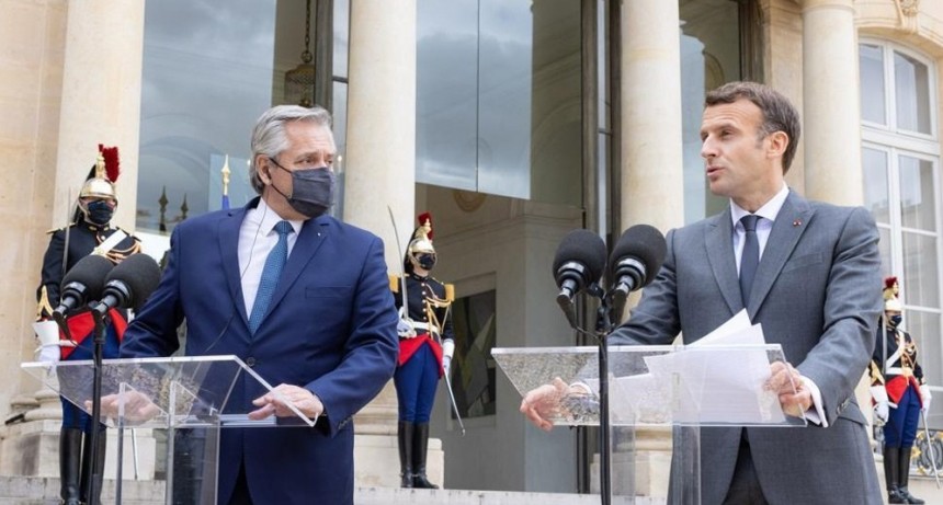 Fernández logró un fuerte apoyo de Macron para la Argentina: 