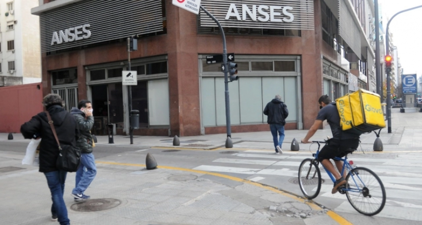 AUH, jubilados y pensionados: el calendario de pagos completo de la ANSES en mayo 2021