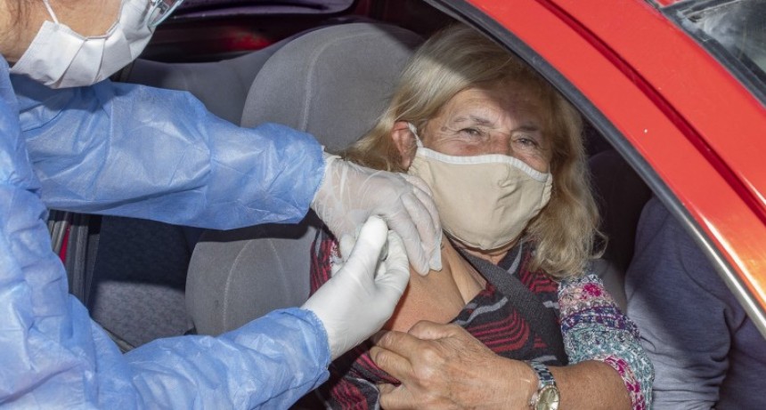 Más de la mitad de la población objetivo en la provincia ya recibió la primera dosis de la vacuna contra el Coronavirus