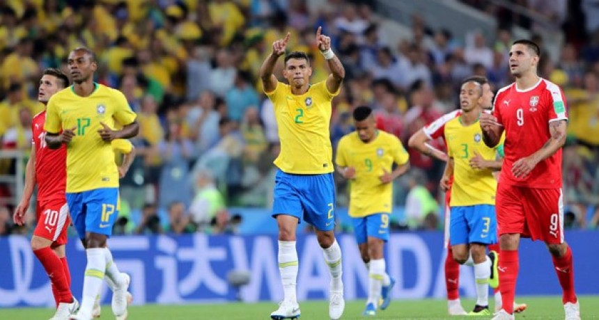 Brasil derrotó con autoridad a Serbia y ya está en Octavos del Mundial