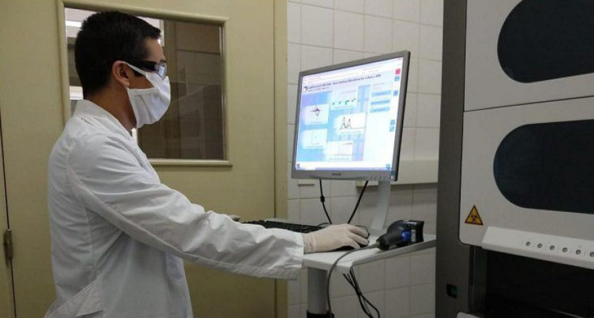 Coronavirus en nuevos récords: 30 muertes y 1.386 casos en las últimas 24 horas