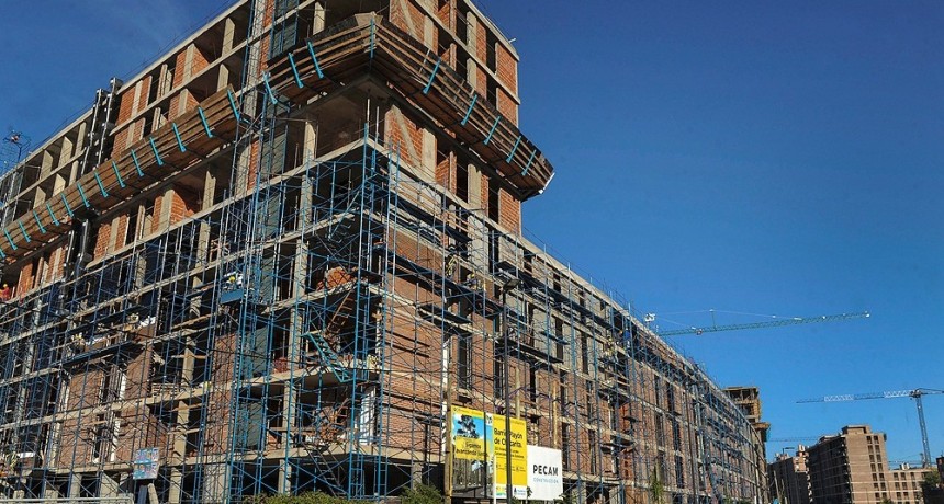 La producción manufacturera creció 55,9% interanual y la construcción se expandió 321,3%