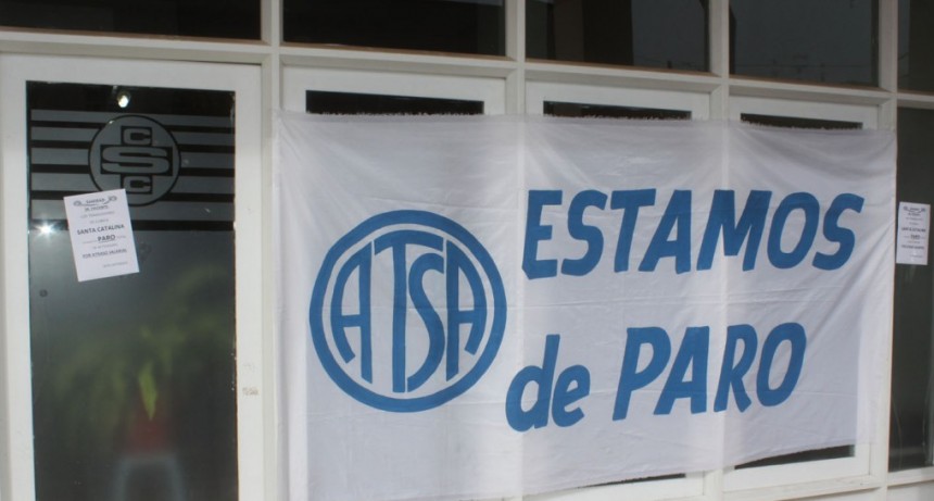 El personal de la Sanidad anunció un paro para el jueves y viernes