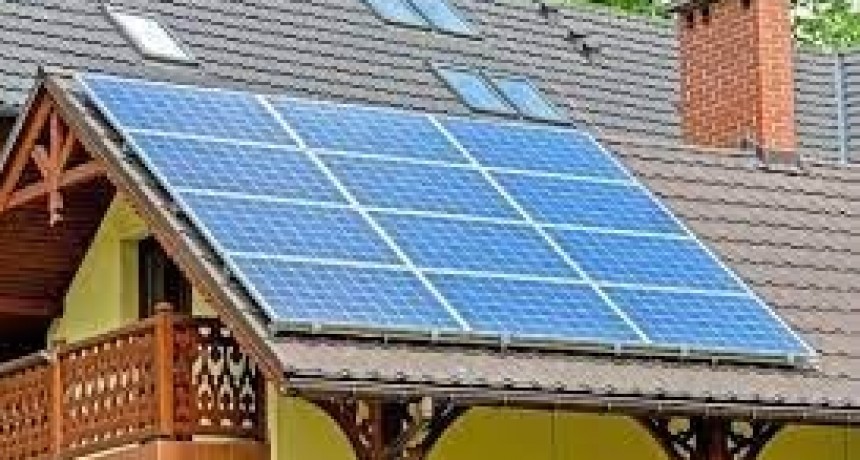 Jorge Lacoste propone incentivar la instalación de sistemas solares térmicos