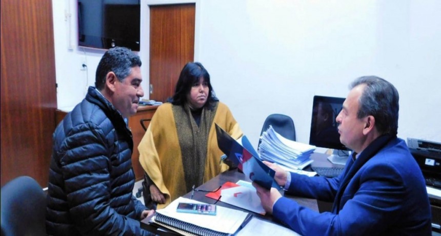 La provincia trabaja en soluciones habitacionales para Los Conquistadores y el departamento Federal Tamaño completo1/2