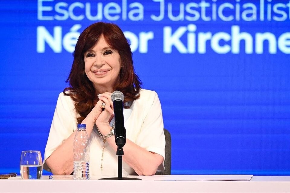 Un freno al lawfare Cristina Kirchner fue sobreseída en la causa de la 