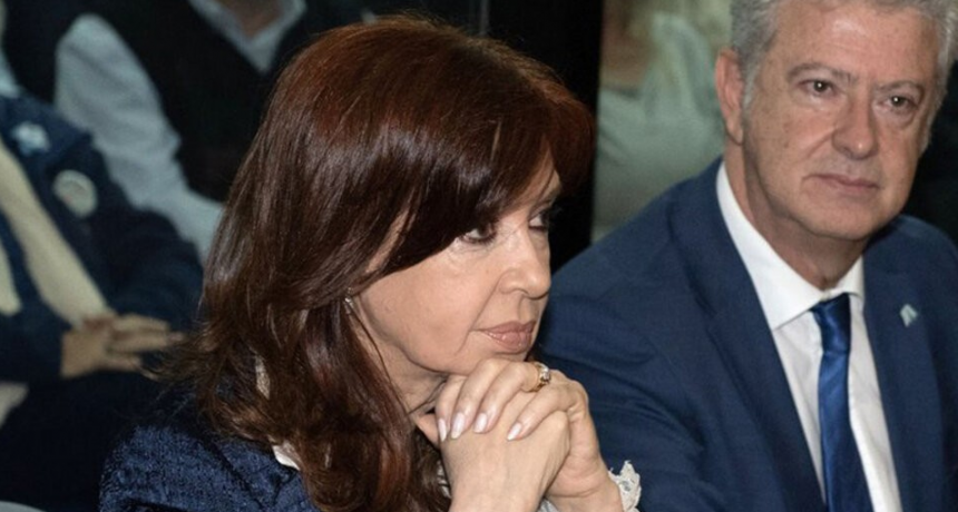 Tras el comienzo del juicio, Cristina Kirchner criticó al 