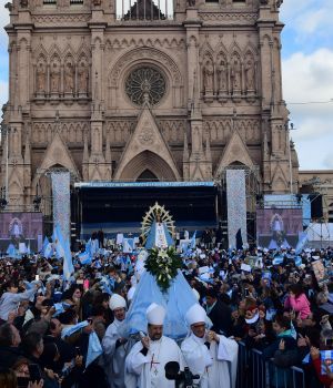 Aborto: la Iglesia convocó a manifestarse el día de la votación
