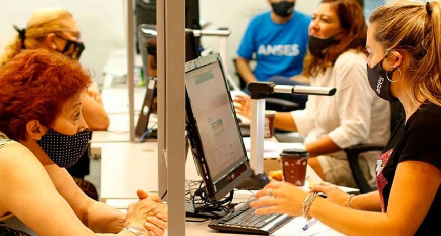 Cómo es el plan que permitirá jubilarse contando años de aportes por hijos