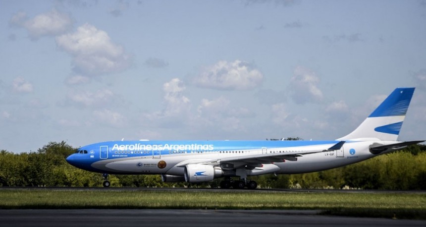 Llegó otro vuelo de Aerolíneas Argentinas con 768 mil dosis de vacunas Sinopharm