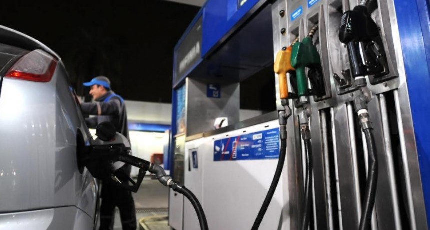 Expendedores estiman que las naftas subirán otro 15 % hasta diciembre