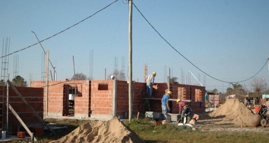 CONTINÚA LA EJECUCIÓN DE VIVIENDAS POR EMERGENCIA HÍDRICA 