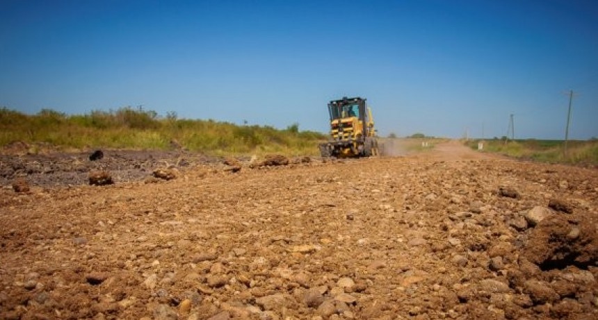 Mejoran las trazas de caminos productivos en el norte entrerriano