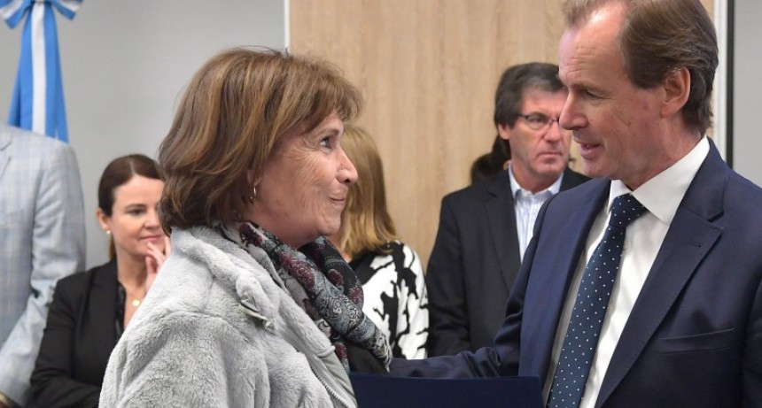 La provincia invierte más de tres millones de pesos para fortalecer las bibliotecas populares
