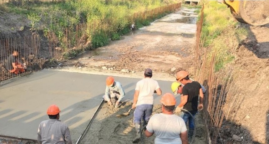SE RETOMÓ LA OBRA DE SISTEMATIZACIÓN DE CAÑADA LOS TIGRES EN FEDERAL