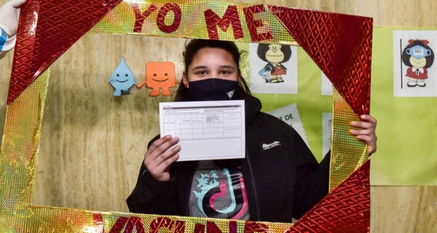 Entre Ríos empezó a vacunar a niños y adolescentes entre 12 y 17 años
