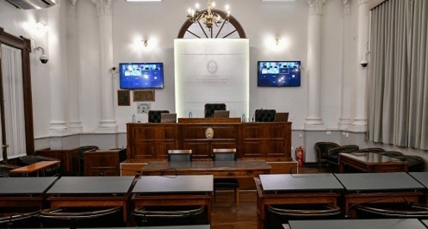 El Senado entrerriano trabajará esta semana en comisiones y en audiencias públicas - Se escuchara a la Dra. Susna Irurzun 