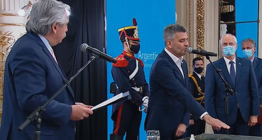 El Presidente tomó juramento a los nuevos ministros Taiana y Zabaleta