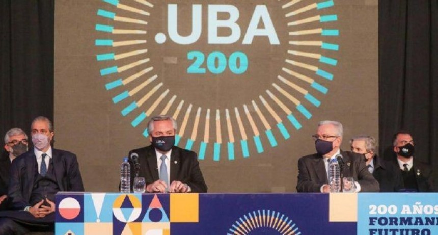 Alberto Fernández participó del acto de bicentenario de la UBA
